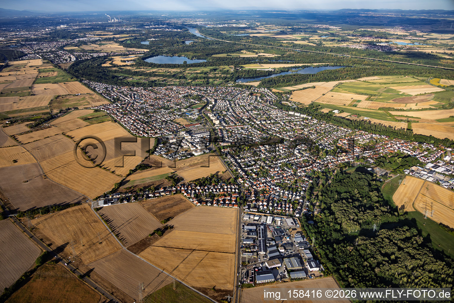 From the northeast in the district Hochstetten in Linkenheim-Hochstetten in the state Baden-Wuerttemberg, Germany