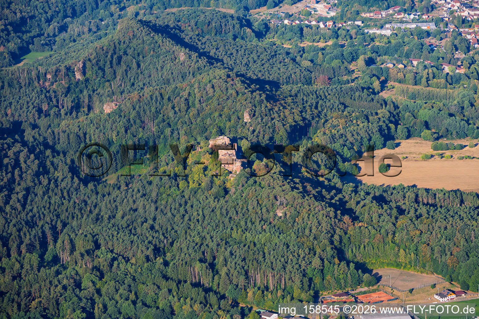 Altdahn castle complex from the northeast, featuring the ruins of Grafendahn and Tanstein castles in Dahn in the state Rhineland-Palatinate, Germany