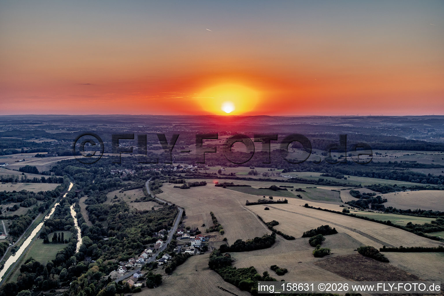Sunset over the Saar River and Saar Canal in Zetting in the state Moselle, France
