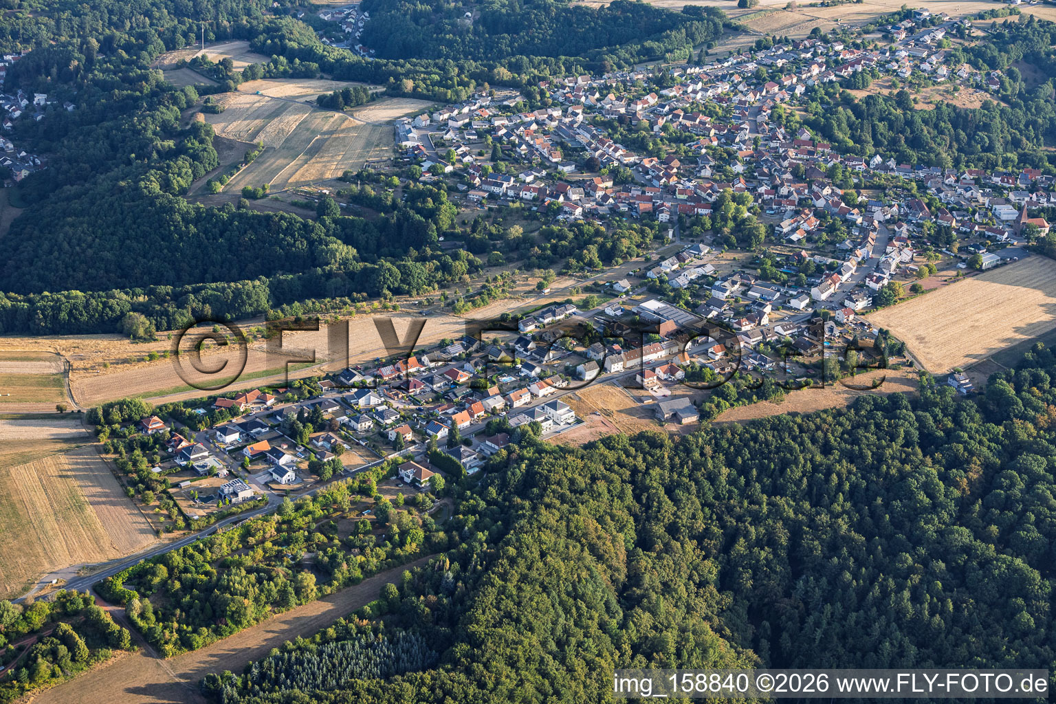 From the south in the district Erlenbrunn in Pirmasens in the state Rhineland-Palatinate, Germany