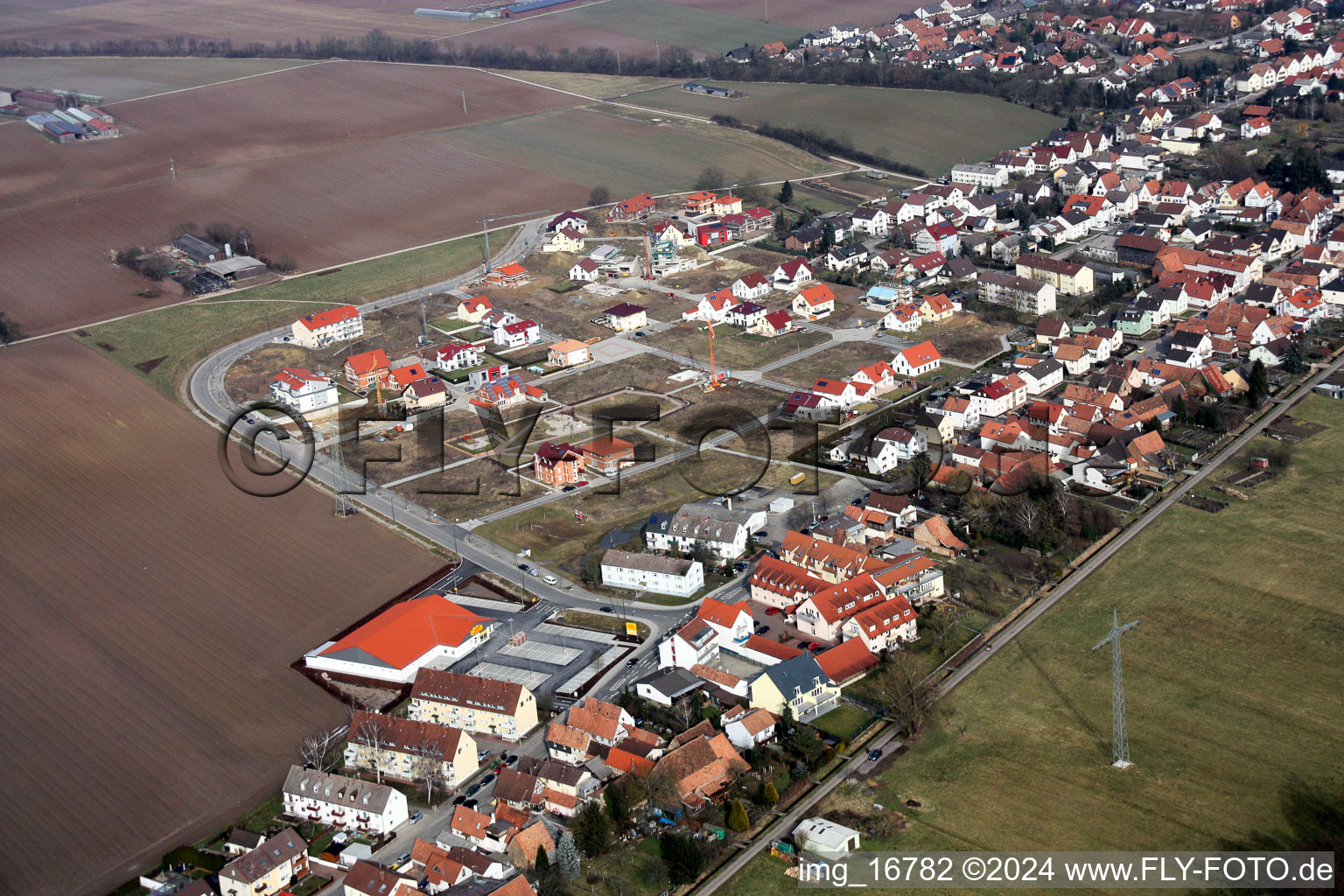 New development area Am Höhenweg in Kandel in the state Rhineland-Palatinate, Germany seen from above