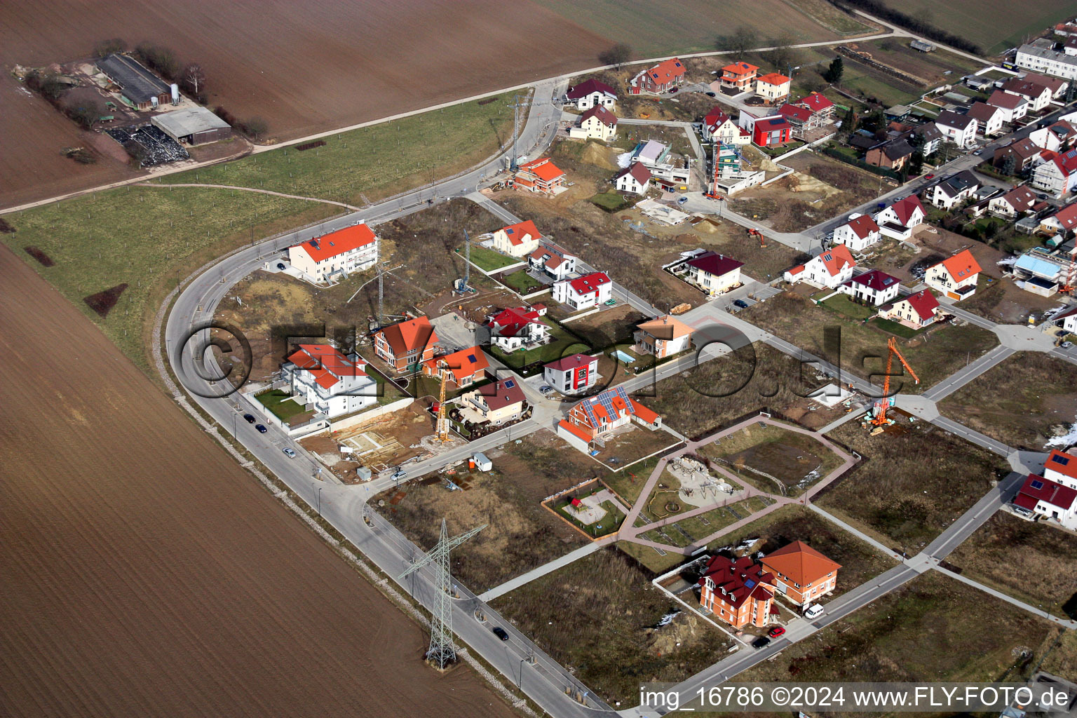 New development area Am Höhenweg in Kandel in the state Rhineland-Palatinate, Germany from the plane