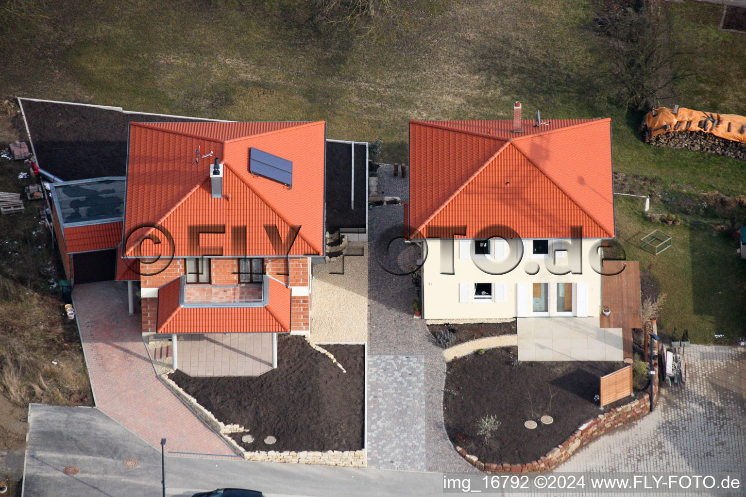 Drone image of New development area on the Höhenweg in Kandel in the state Rhineland-Palatinate, Germany