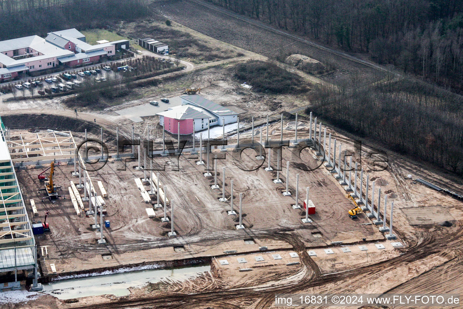 Aerial photograpy of New building construction site in the industrial park Horst for Friedrich Zufall GmbH & Co. KG Internationale Spedition in the district Gewerbegebiet Horst in Kandel in the state Rhineland-Palatinate, Germany