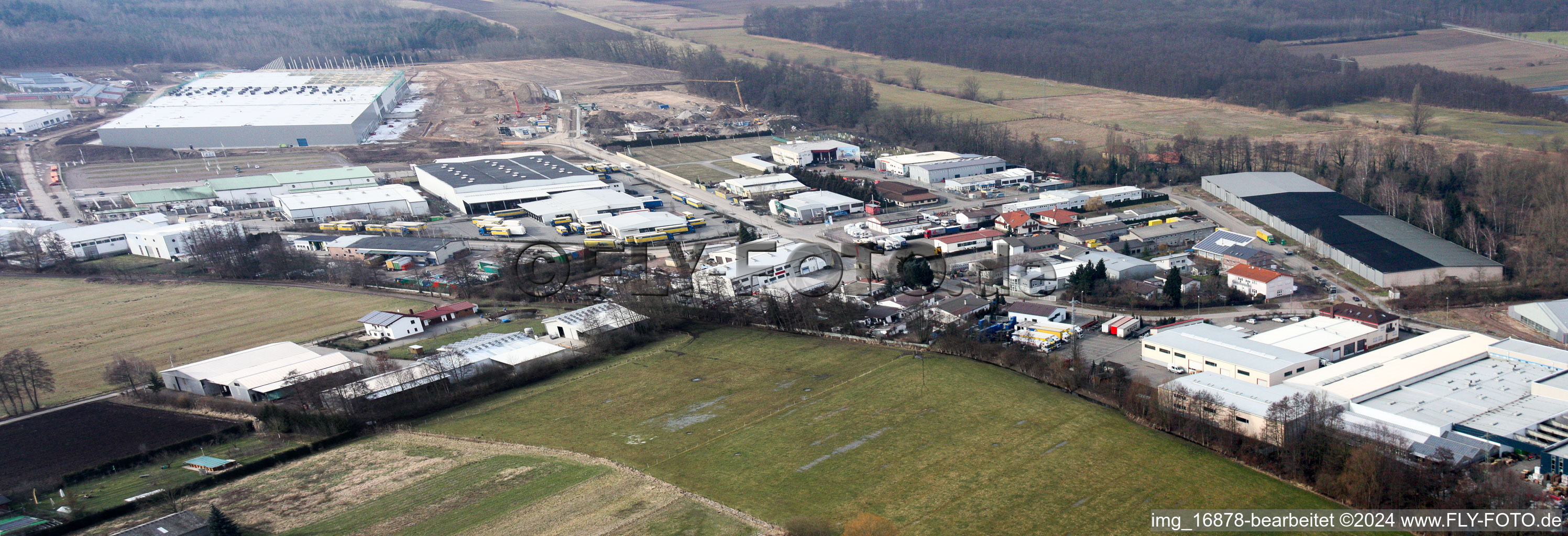 Drone recording of Industrial estate Am Horst in the district Minderslachen in Kandel in the state Rhineland-Palatinate, Germany