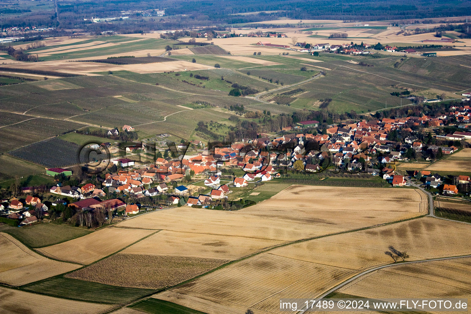 Oberhoffen-lès-Wissembourg in the state Bas-Rhin, France viewn from the air