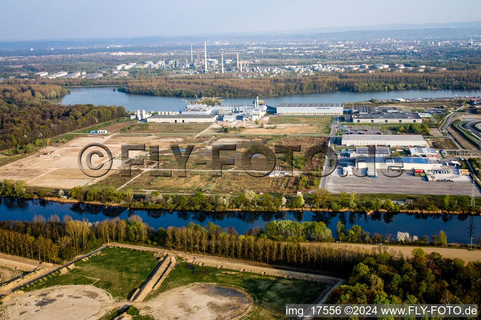 Oberwald Industrial Area in Wörth am Rhein in the state Rhineland-Palatinate, Germany seen from above