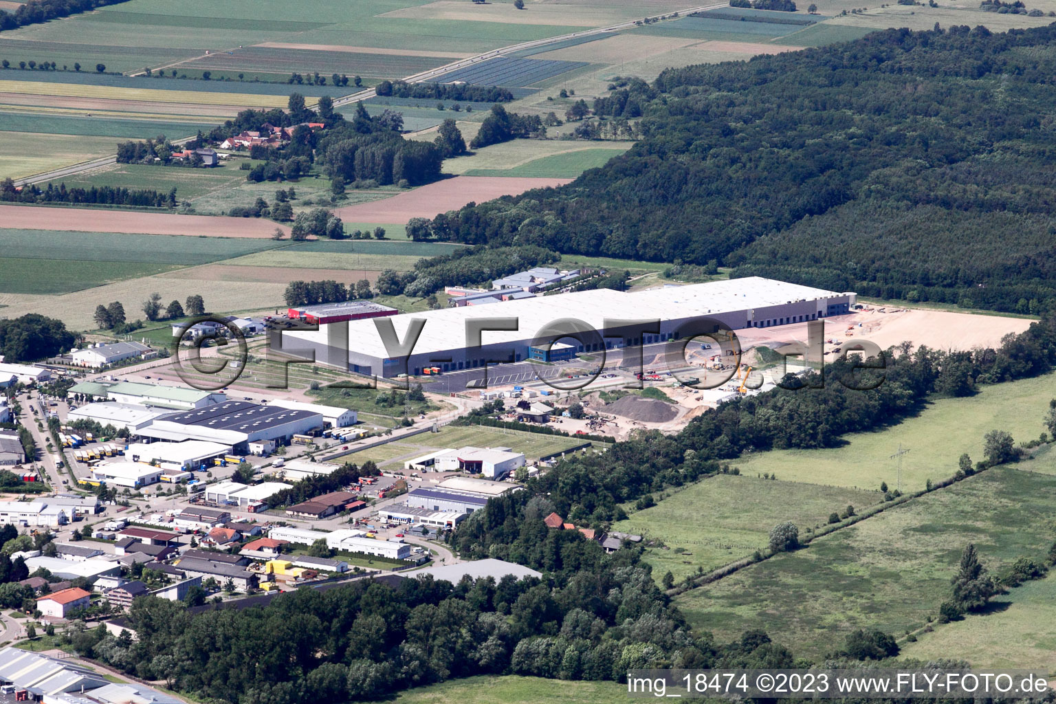 Oblique view of Coincidence logistics center in the district Minderslachen in Kandel in the state Rhineland-Palatinate, Germany