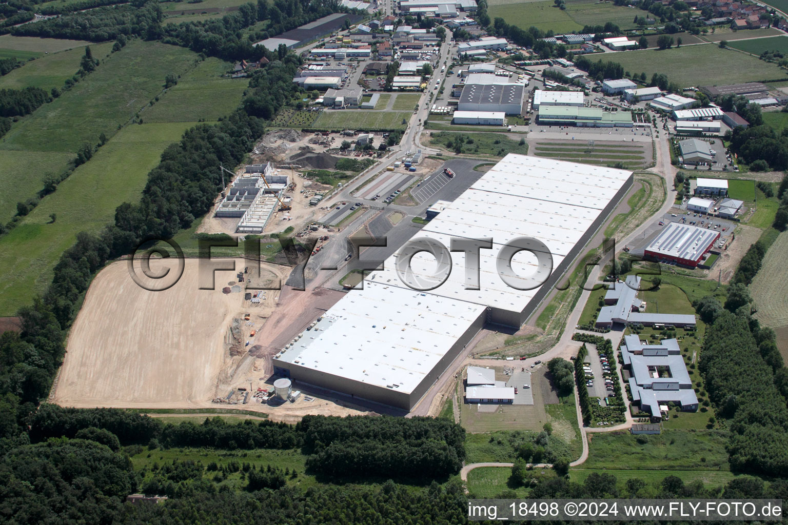 Oblique view of Zufall Logistics Center in the district Minderslachen in Kandel in the state Rhineland-Palatinate, Germany