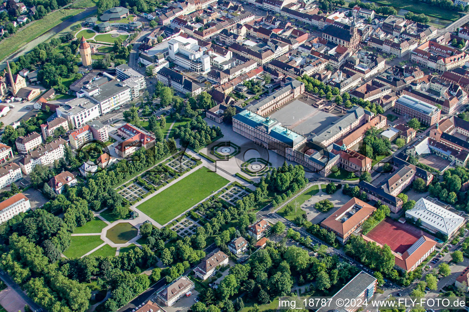 Aerial photograpy of Palace - Residenzschloss Rastatt Herrenstrasse in the district Rastatt-Innenstadt in Rastatt in the state Baden-Wurttemberg