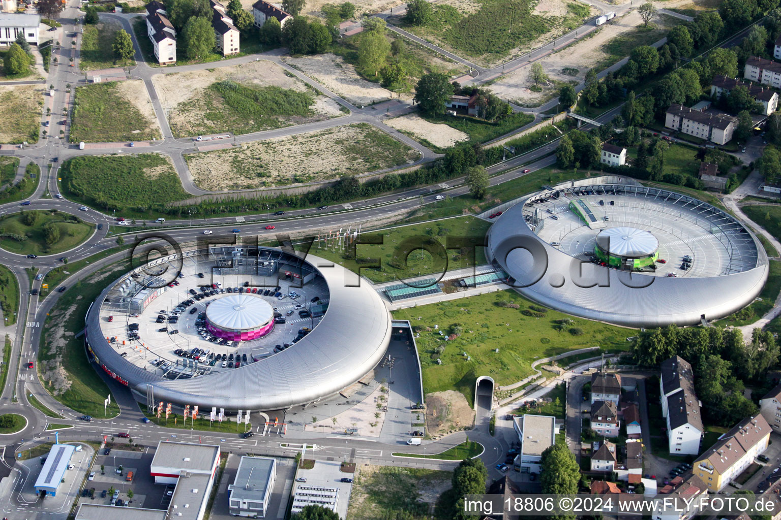 Building of the shopping center Shopping Cite in Baden-Baden in the state Baden-Wurttemberg from above