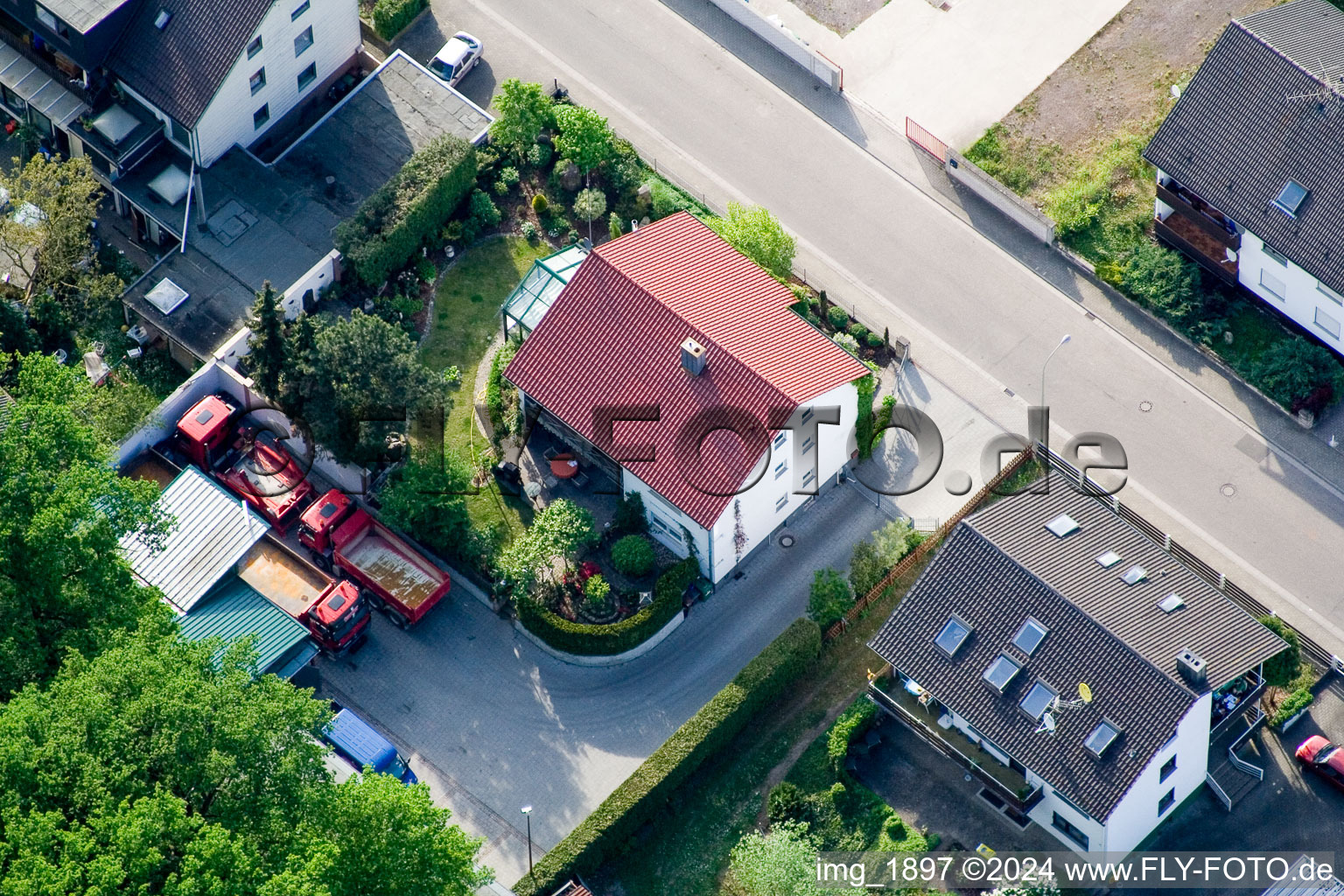 Bird's eye view of Elsässerstr in Kandel in the state Rhineland-Palatinate, Germany