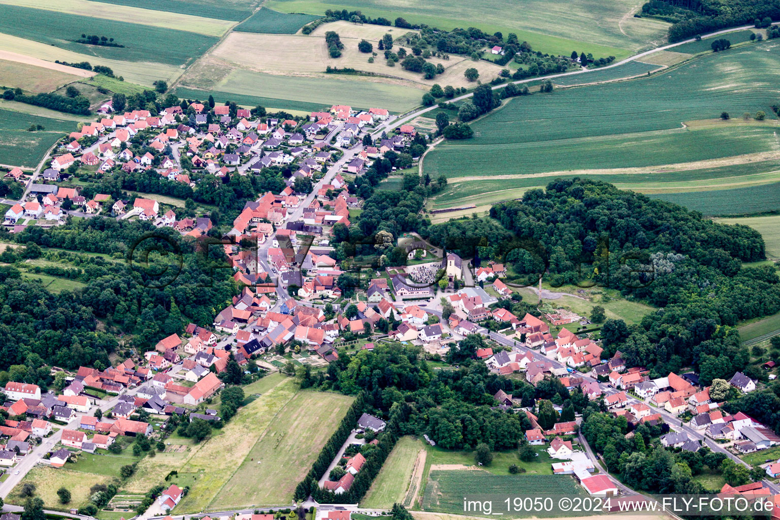 Neewiller-près-Lauterbourg in the state Bas-Rhin, France seen from above