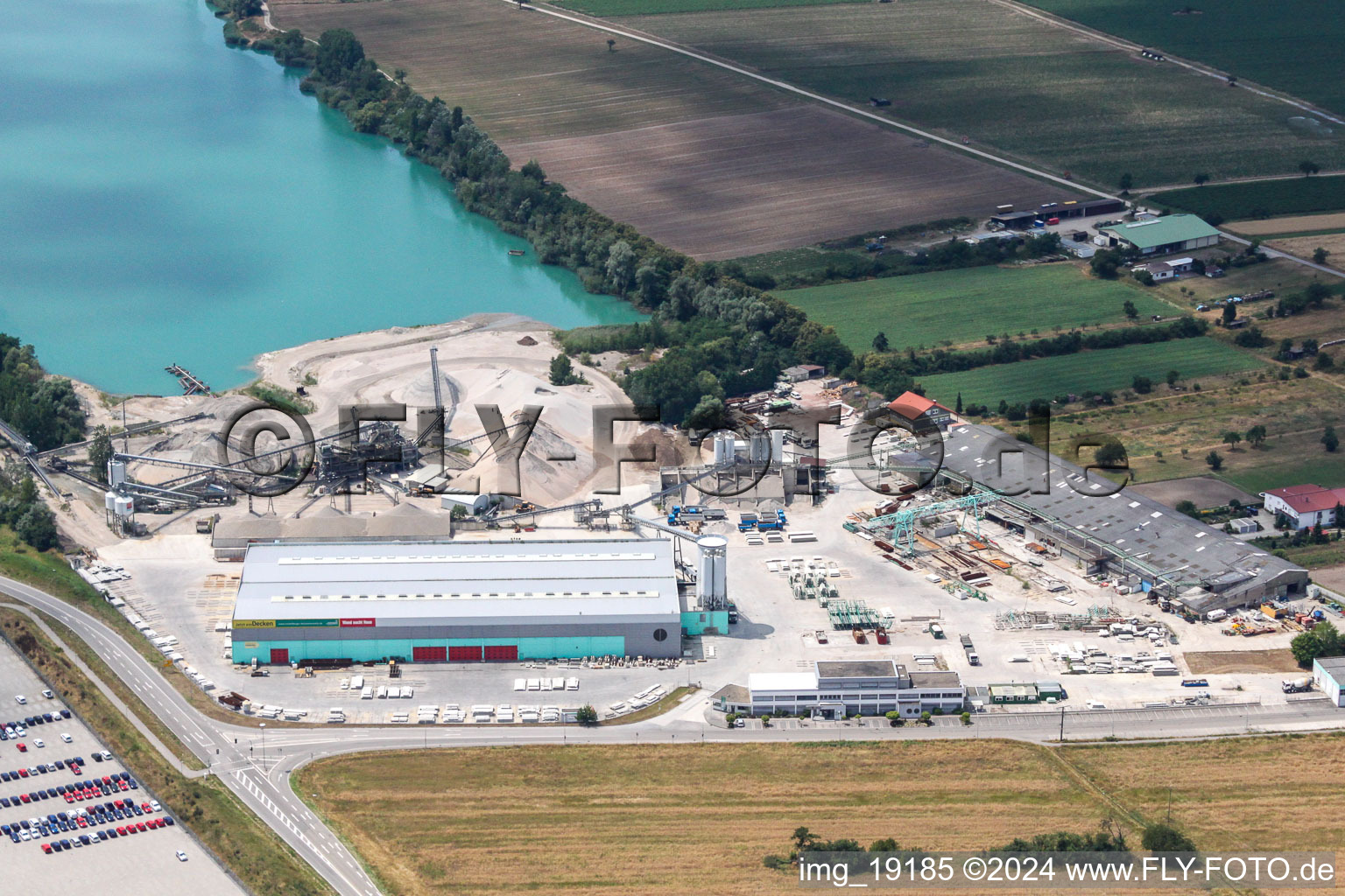 Aerial photograpy of Heidelberger Sand und Kies GmbH - Gravel works Waghäusel in the district Wiesental in Waghäusel in the state Baden-Wuerttemberg, Germany