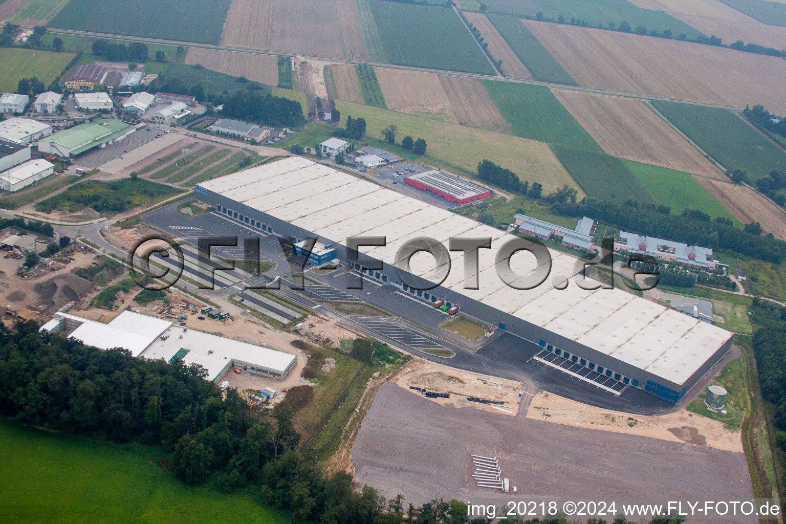 Aerial view of Horst Industrial Estate, Zufall Logistics Center in the district Minderslachen in Kandel in the state Rhineland-Palatinate, Germany