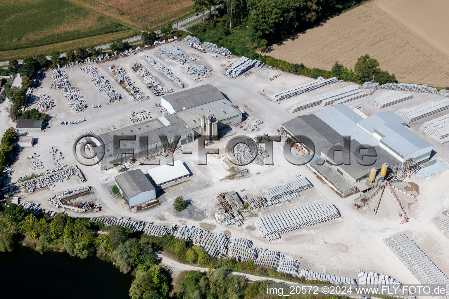 Aerial photograpy of Mixed concrete and building materials factory of Finger Beton Kuhardt GmbH & Co. KG in Kuhardt in the state Rhineland-Palatinate, Germany
