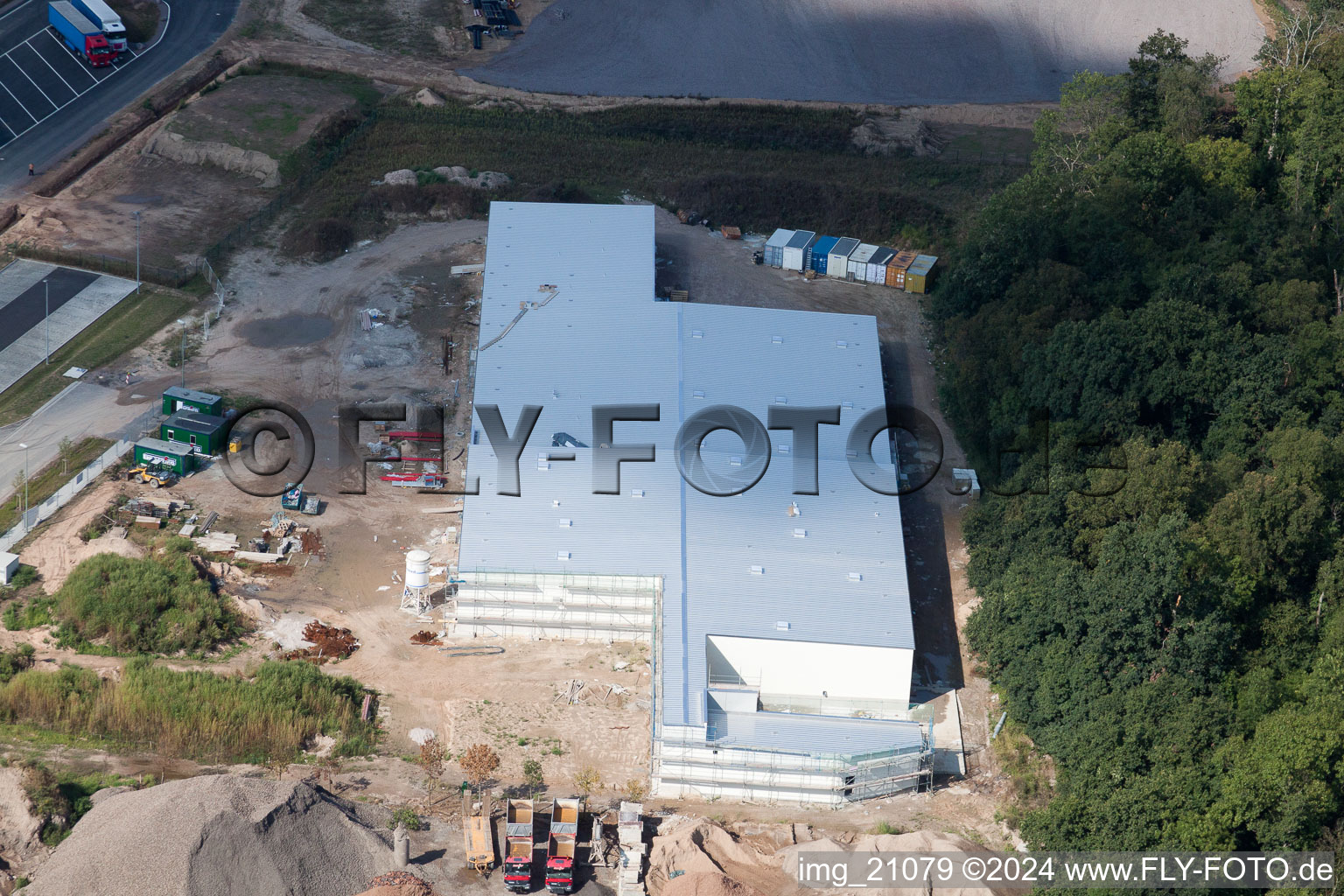 Horst industrial estate, Alfa Aesar in the district Minderslachen in Kandel in the state Rhineland-Palatinate, Germany seen from above