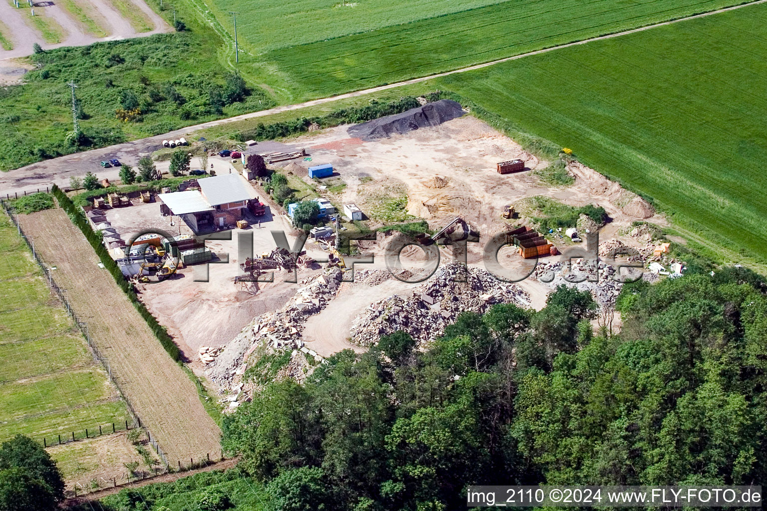 Aerial view of Construction waste recycling Gaudier in the district Minderslachen in Kandel in the state Rhineland-Palatinate, Germany