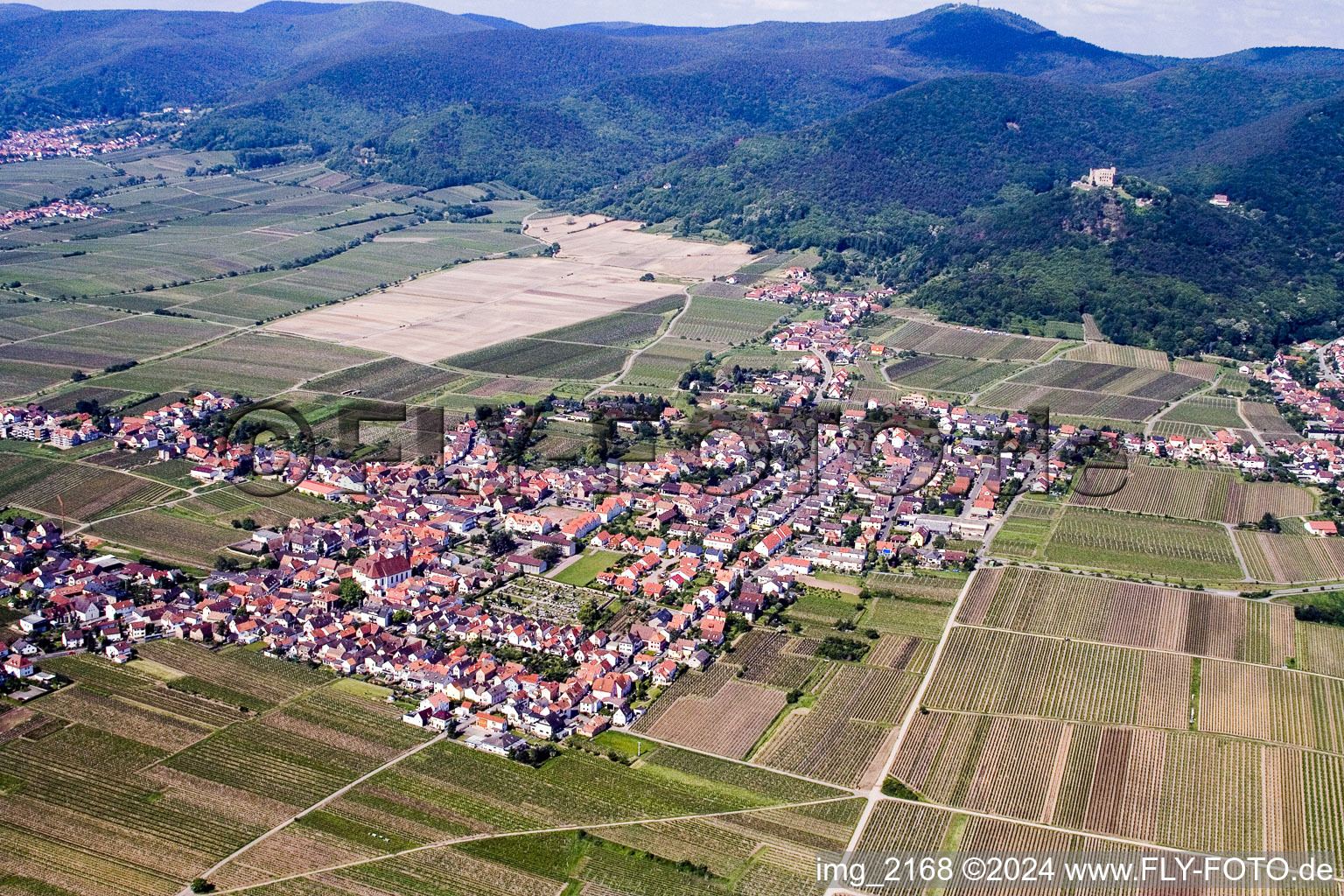 Drone recording of District Diedesfeld in Neustadt an der Weinstraße in the state Rhineland-Palatinate, Germany