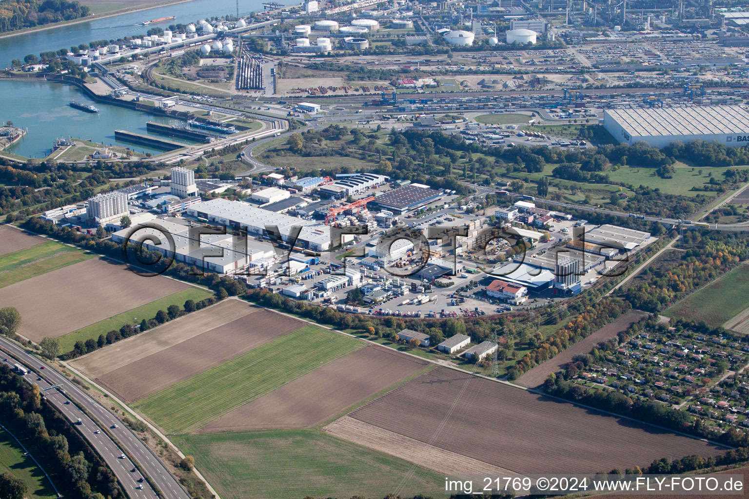 Aerial photograpy of BASF in the district Pfingstweide in Ludwigshafen am Rhein in the state Rhineland-Palatinate, Germany