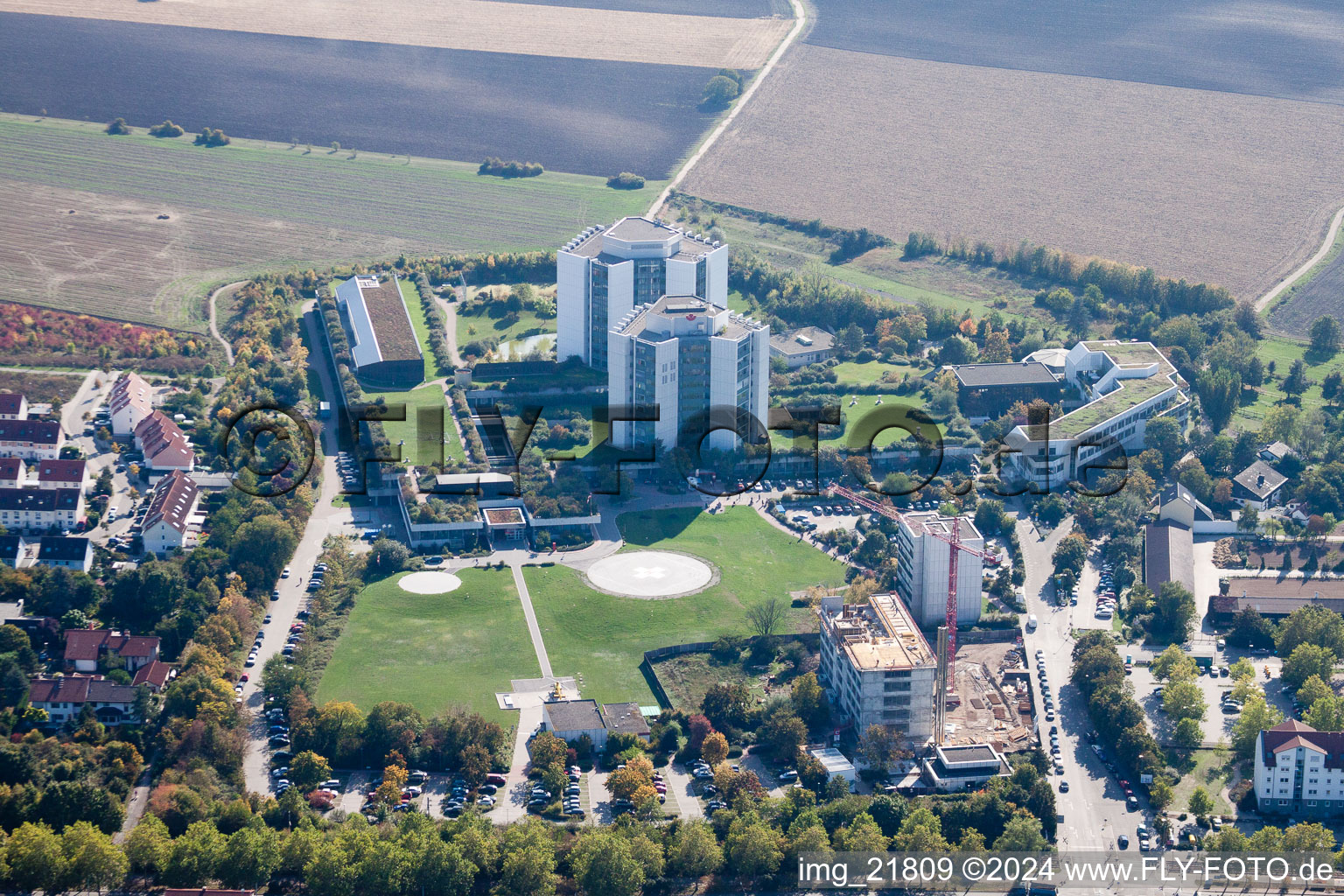 Aerial view of BG Accident Clinic in the district Oggersheim in Ludwigshafen am Rhein in the state Rhineland-Palatinate, Germany