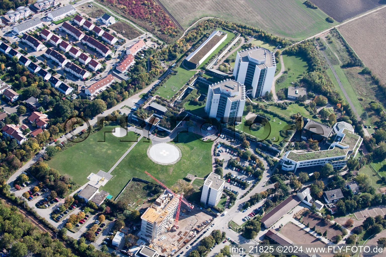 Hospital grounds of the Clinic BG Klinik Ludwigshafen in the district Oggersheim in Ludwigshafen am Rhein in the state Rhineland-Palatinate, Germany