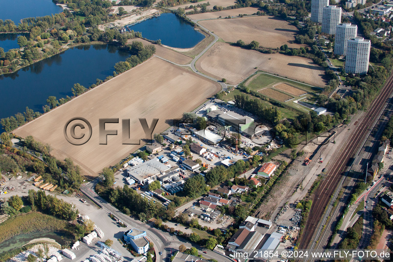 Oggersheim, industrial area in the district Oppau in Ludwigshafen am Rhein in the state Rhineland-Palatinate, Germany