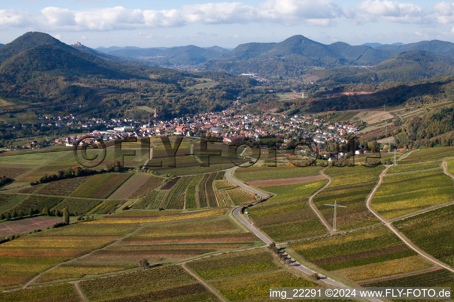 Village - view on the edge of agricultural fields and farmland in Albersweiler in the state Rhineland-Palatinate