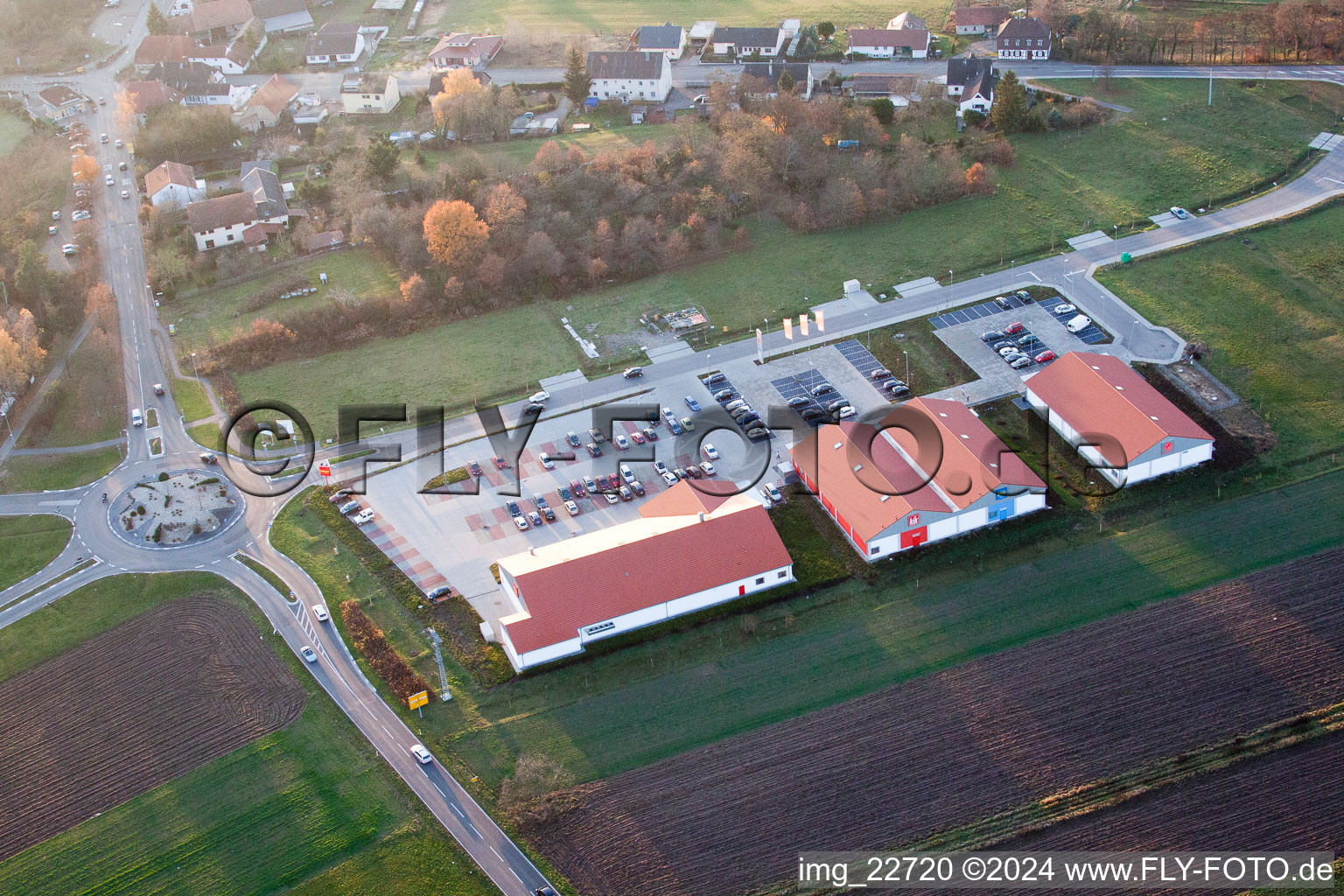 Bird's eye view of District Neulauterburg in Berg in the state Rhineland-Palatinate, Germany