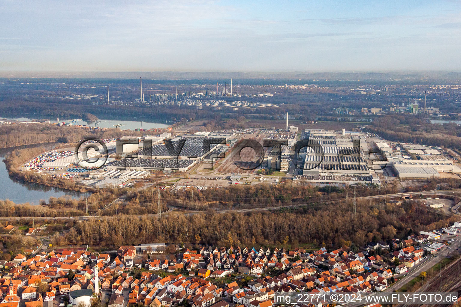 Oblique view of Wörth am Rhein in the state Rhineland-Palatinate, Germany