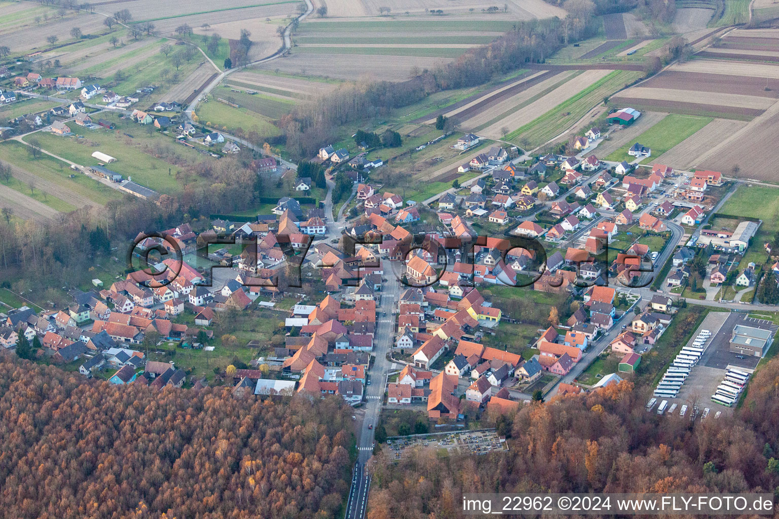 Schaffhouse-près-Seltz in the state Bas-Rhin, France seen from above