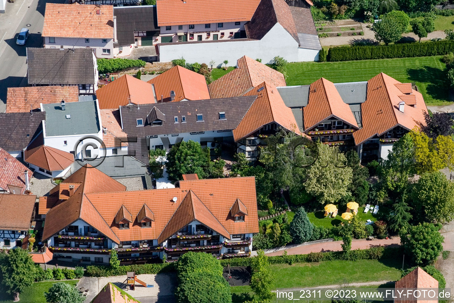 Hotel zur Krone in the district Hayna in Herxheim bei Landau in the state Rhineland-Palatinate, Germany from above