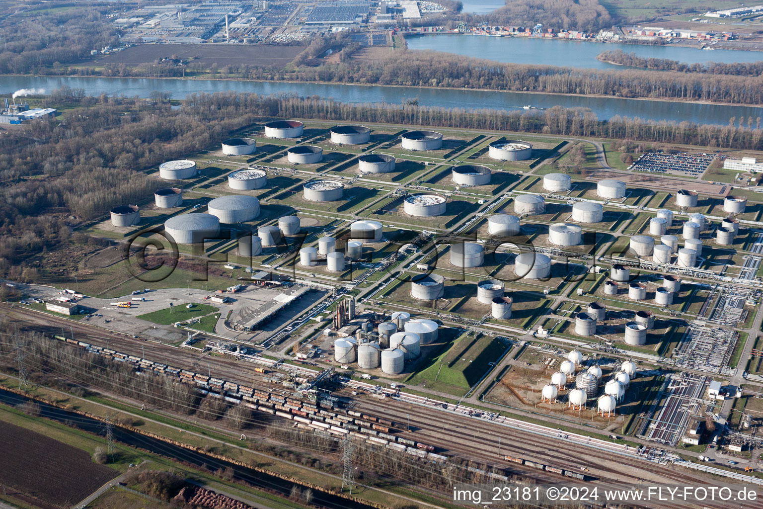 District Knielingen in Karlsruhe in the state Baden-Wuerttemberg, Germany viewn from the air