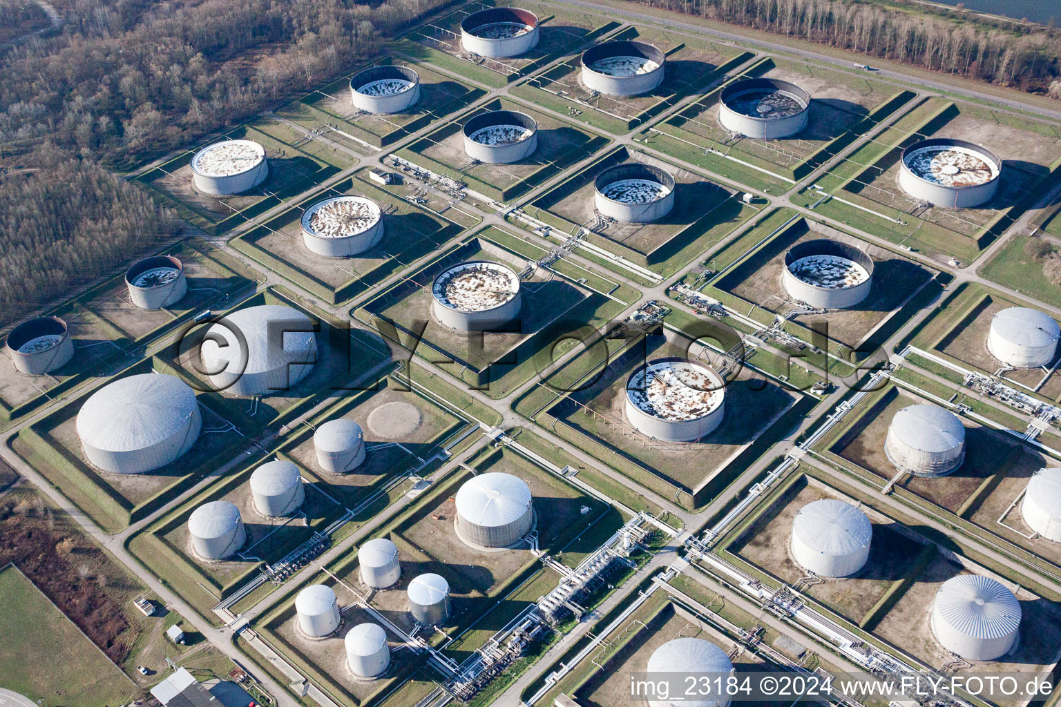 MIRO oil tanks in the district Knielingen in Karlsruhe in the state Baden-Wuerttemberg, Germany