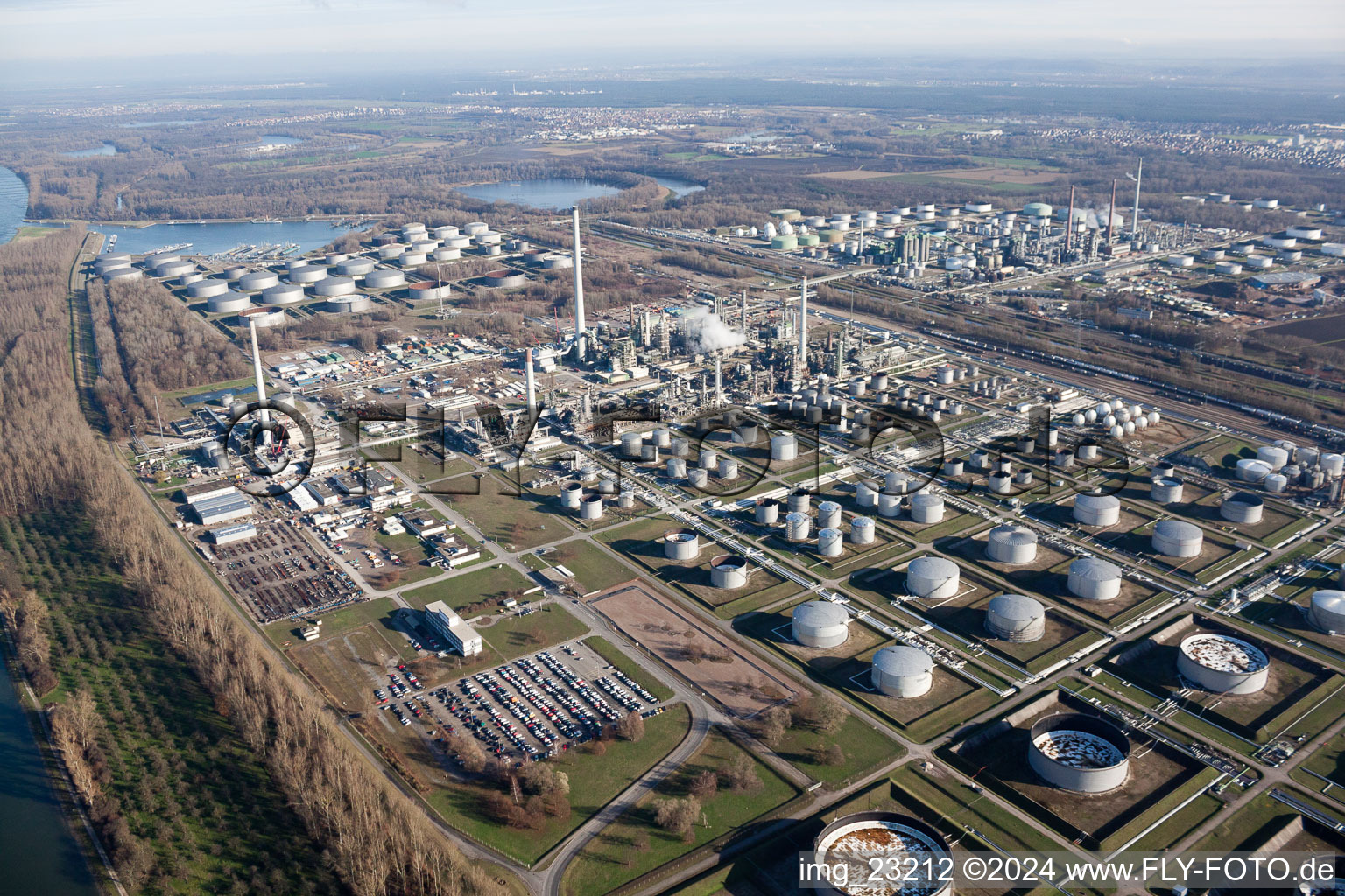 MIRO in the district Knielingen in Karlsruhe in the state Baden-Wuerttemberg, Germany seen from above