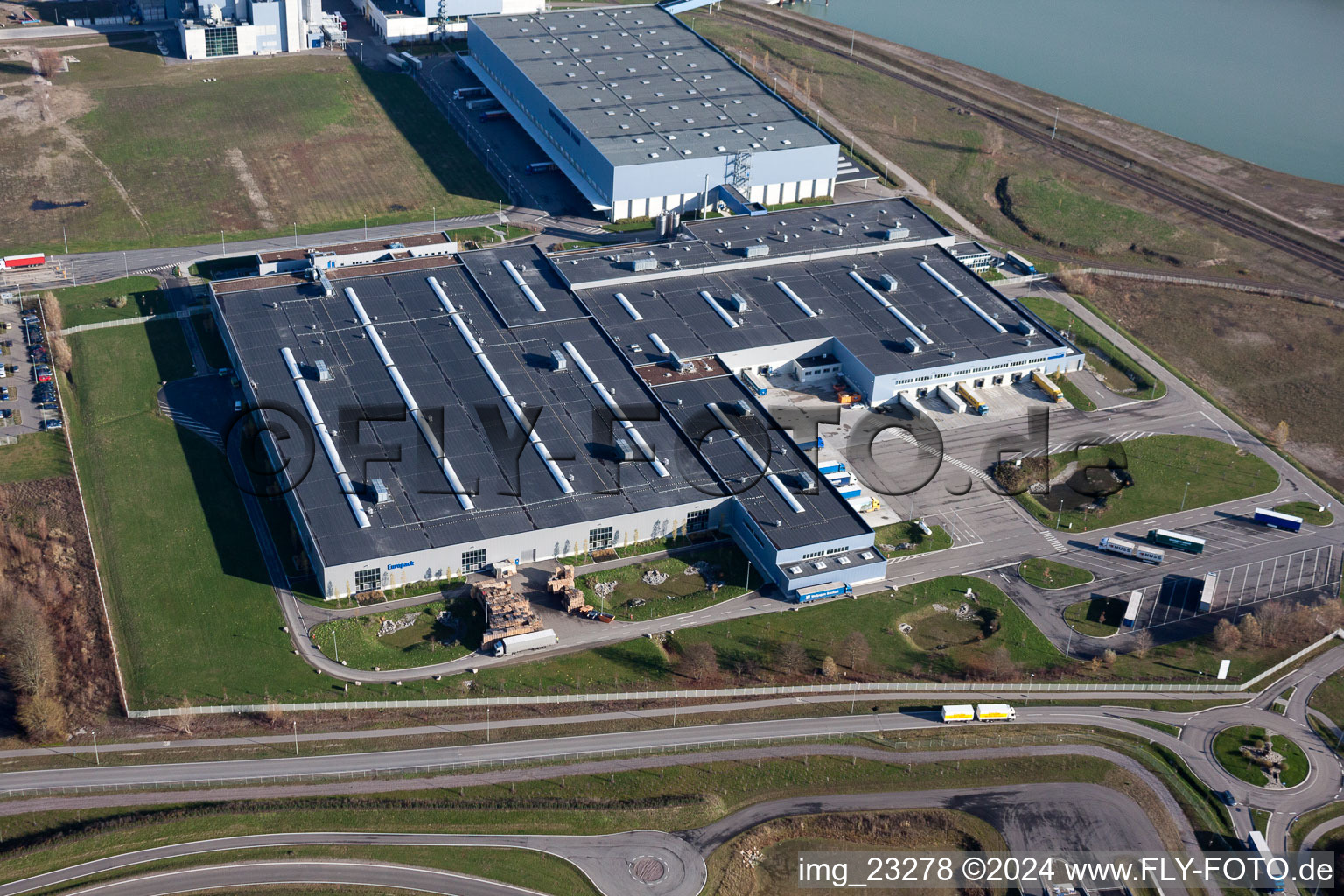 Palm paper factory in the Oberwald industrial area in Wörth am Rhein in the state Rhineland-Palatinate, Germany