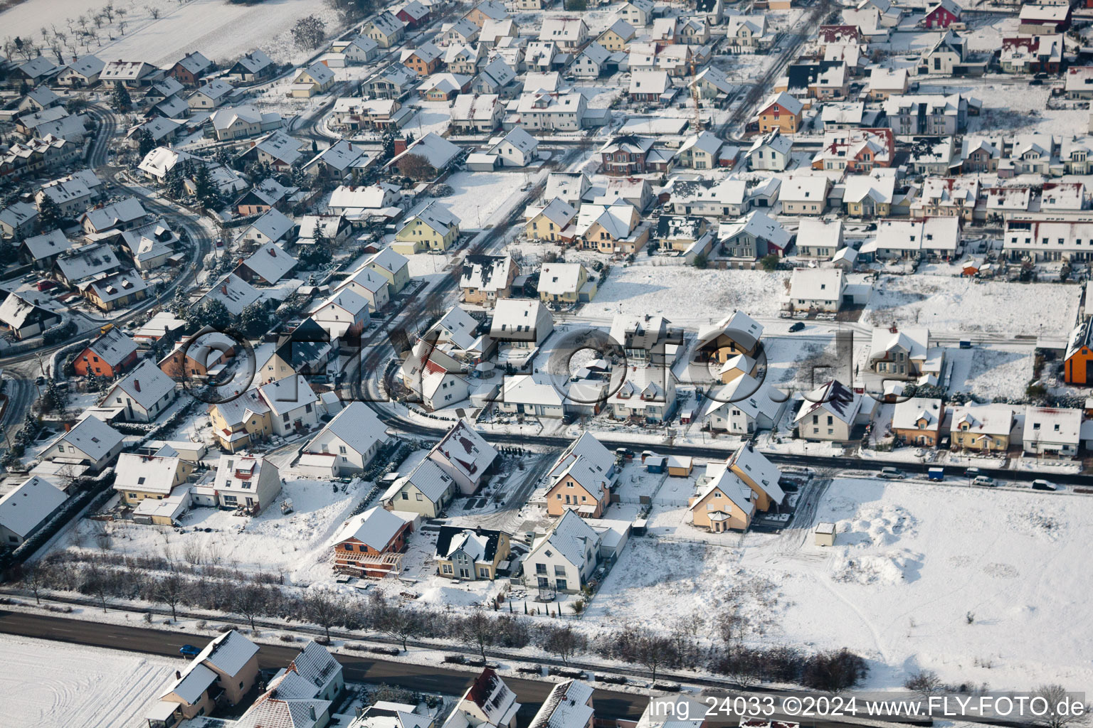 Aerial view of New development area Tongruben in Rheinzabern in the state Rhineland-Palatinate, Germany