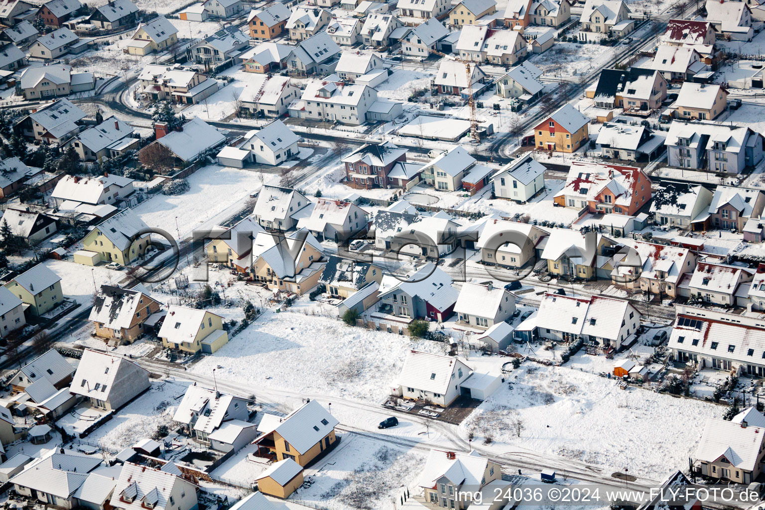 New development area Tongruben in Rheinzabern in the state Rhineland-Palatinate, Germany from above