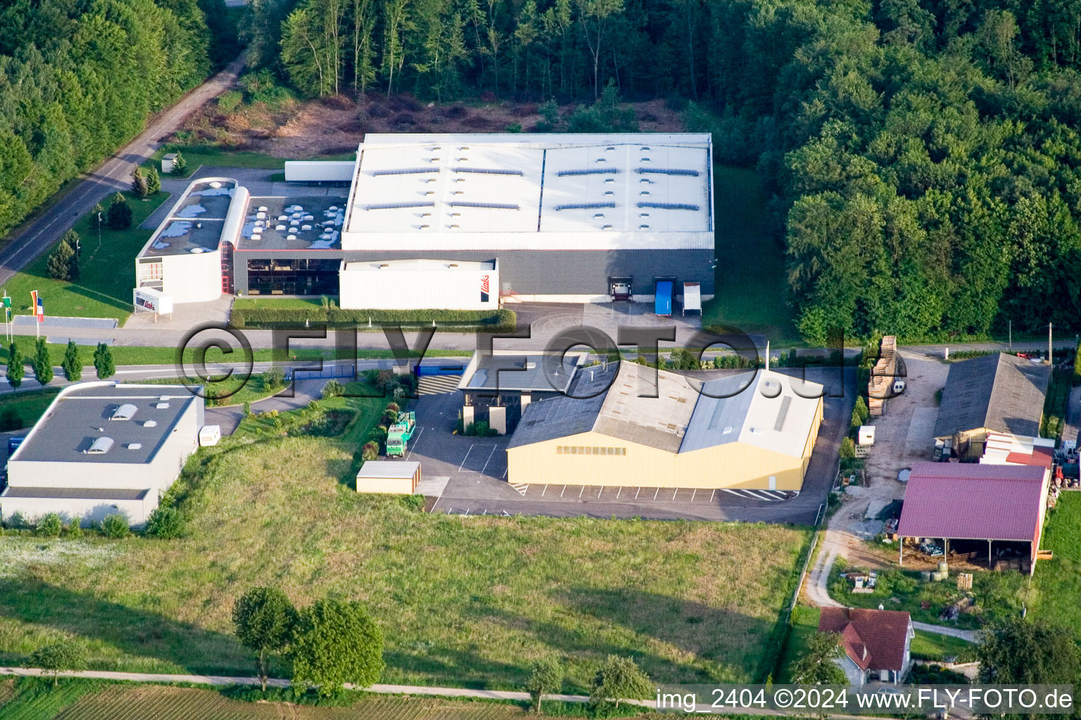 Aerial photograpy of Schaffhausen pres Seltz in Schaffhouse-près-Seltz in the state Bas-Rhin, France