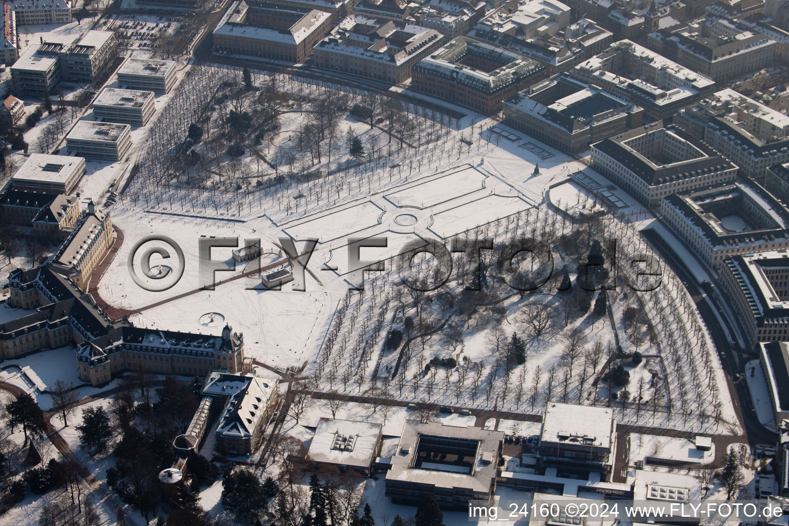 Lock in the district Innenstadt-West in Karlsruhe in the state Baden-Wuerttemberg, Germany from above