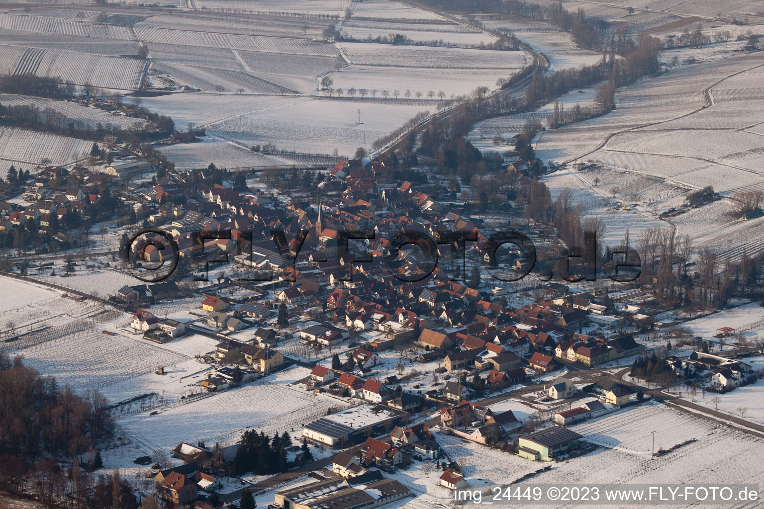 In winter in the district Heuchelheim in Heuchelheim-Klingen in the state Rhineland-Palatinate, Germany