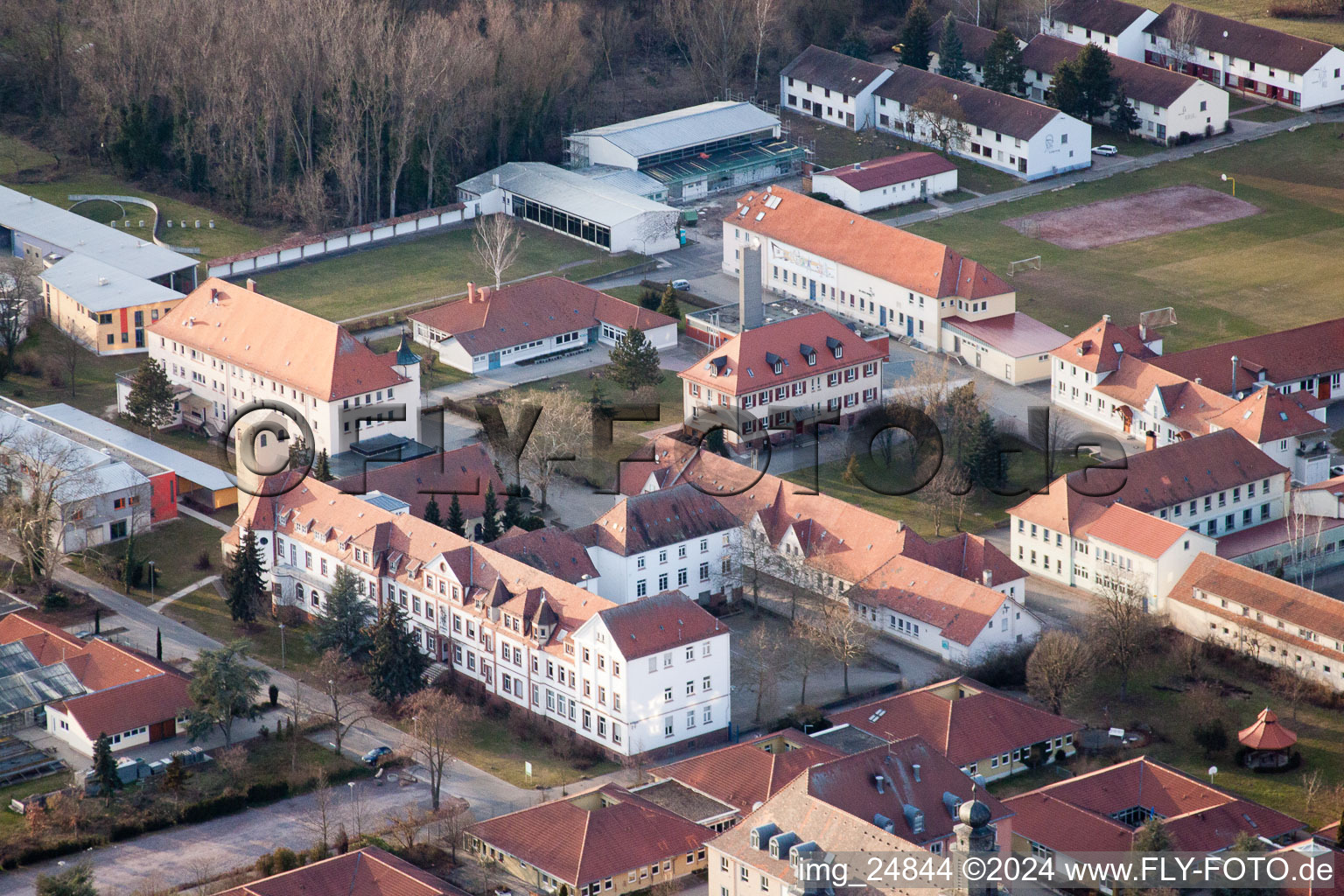 Aerial photograpy of Stift, Jakob-Reeb-Schule‎ Youth Work St. Josef‎ in Landau in der Pfalz in the state Rhineland-Palatinate, Germany