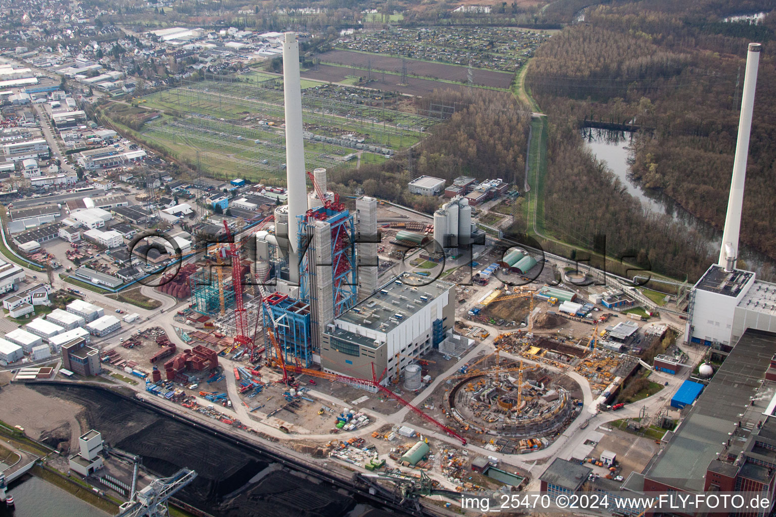 Oblique view of ENBW power plant in the district Rheinhafen in Karlsruhe in the state Baden-Wuerttemberg, Germany