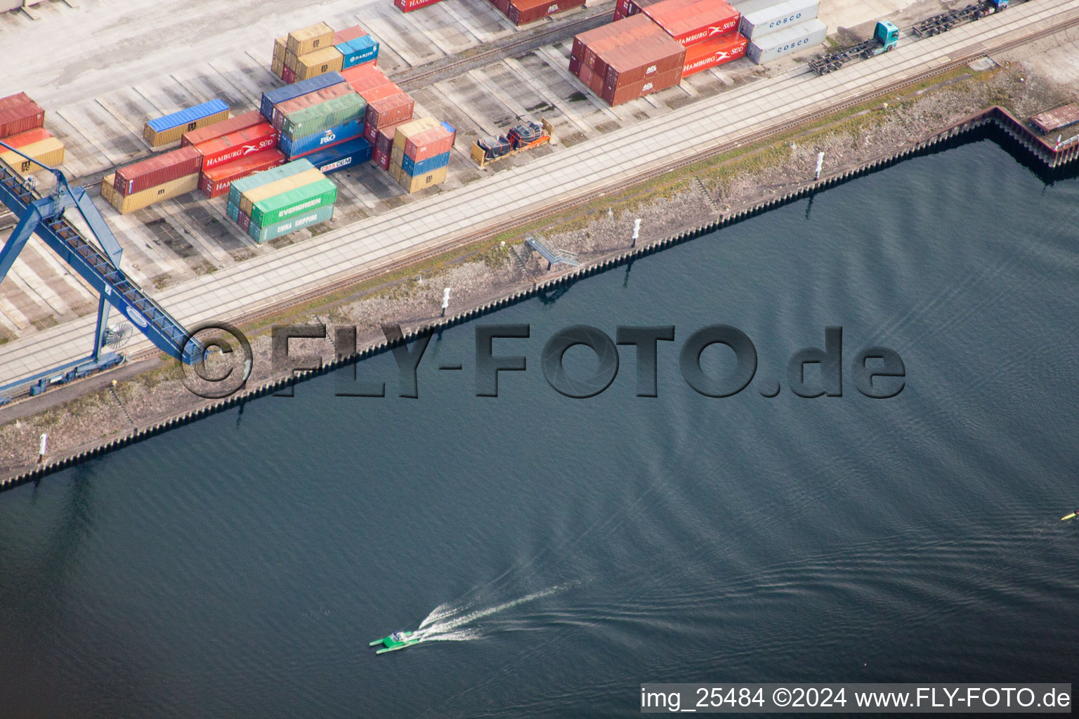 Early rowers in the district Rheinhafen in Karlsruhe in the state Baden-Wuerttemberg, Germany