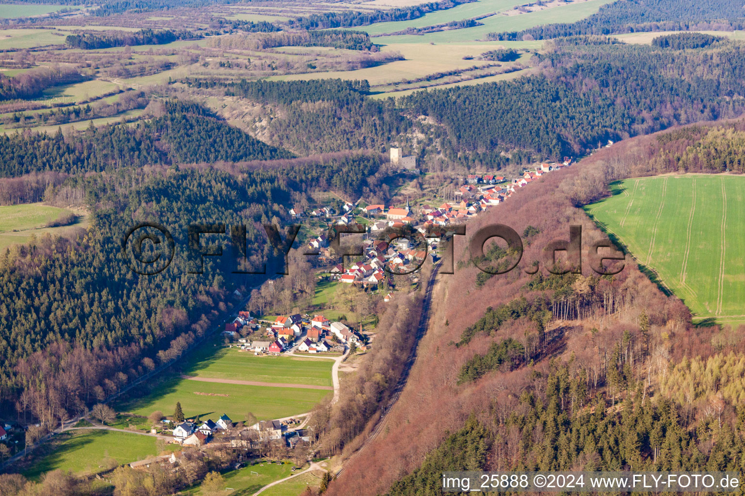 From the southwest in the district Liebenstein in Geratal in the state Thuringia, Germany