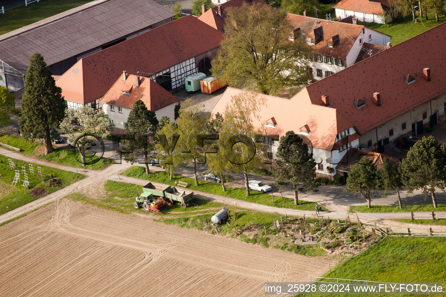 Rittnerhof in the district Durlach in Karlsruhe in the state Baden-Wuerttemberg, Germany from above