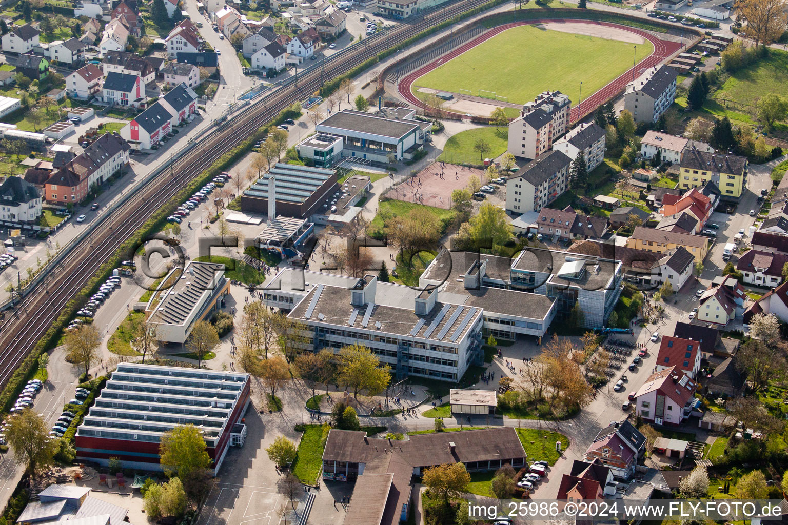 Bird's eye view of School building of the Ludwig-Marum-Gymnasium Pfinztal in the district Berghausen in Pfinztal in the state Baden-Wurttemberg