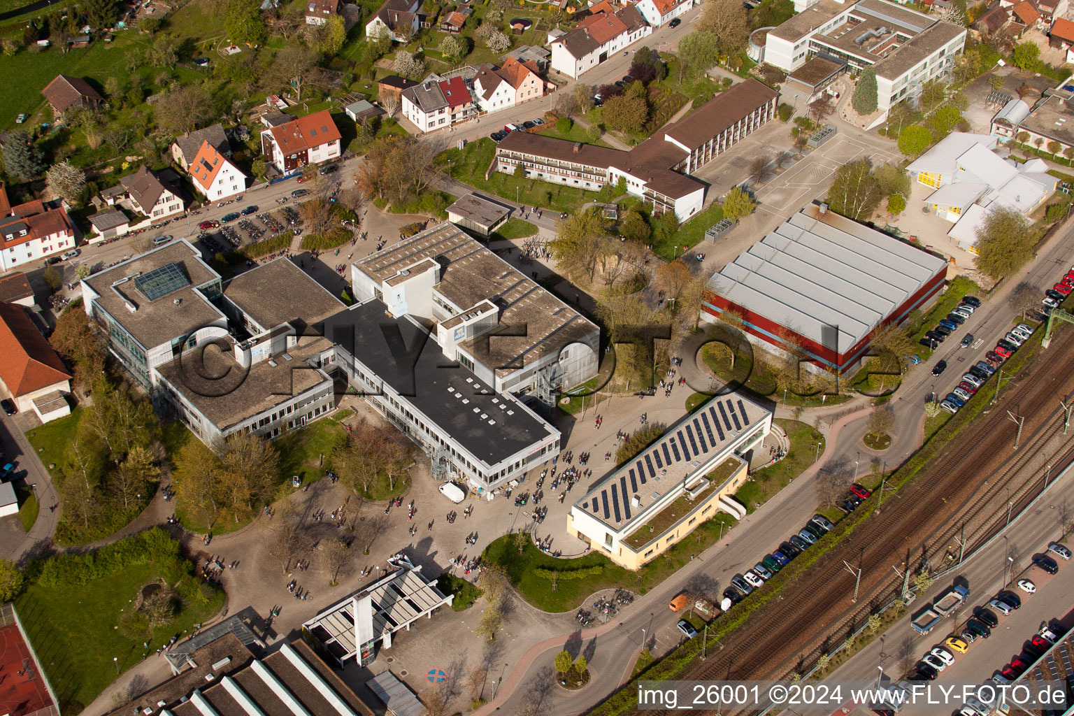 School building of the Ludwig-Marum-Gymnasium Pfinztal in the district Berghausen in Pfinztal in the state Baden-Wurttemberg viewn from the air