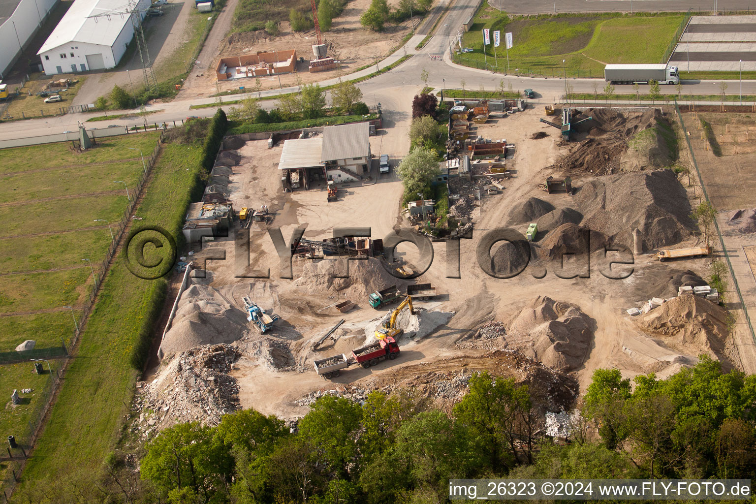 Aerial view of Fun Recycling in the district Minderslachen in Kandel in the state Rhineland-Palatinate, Germany