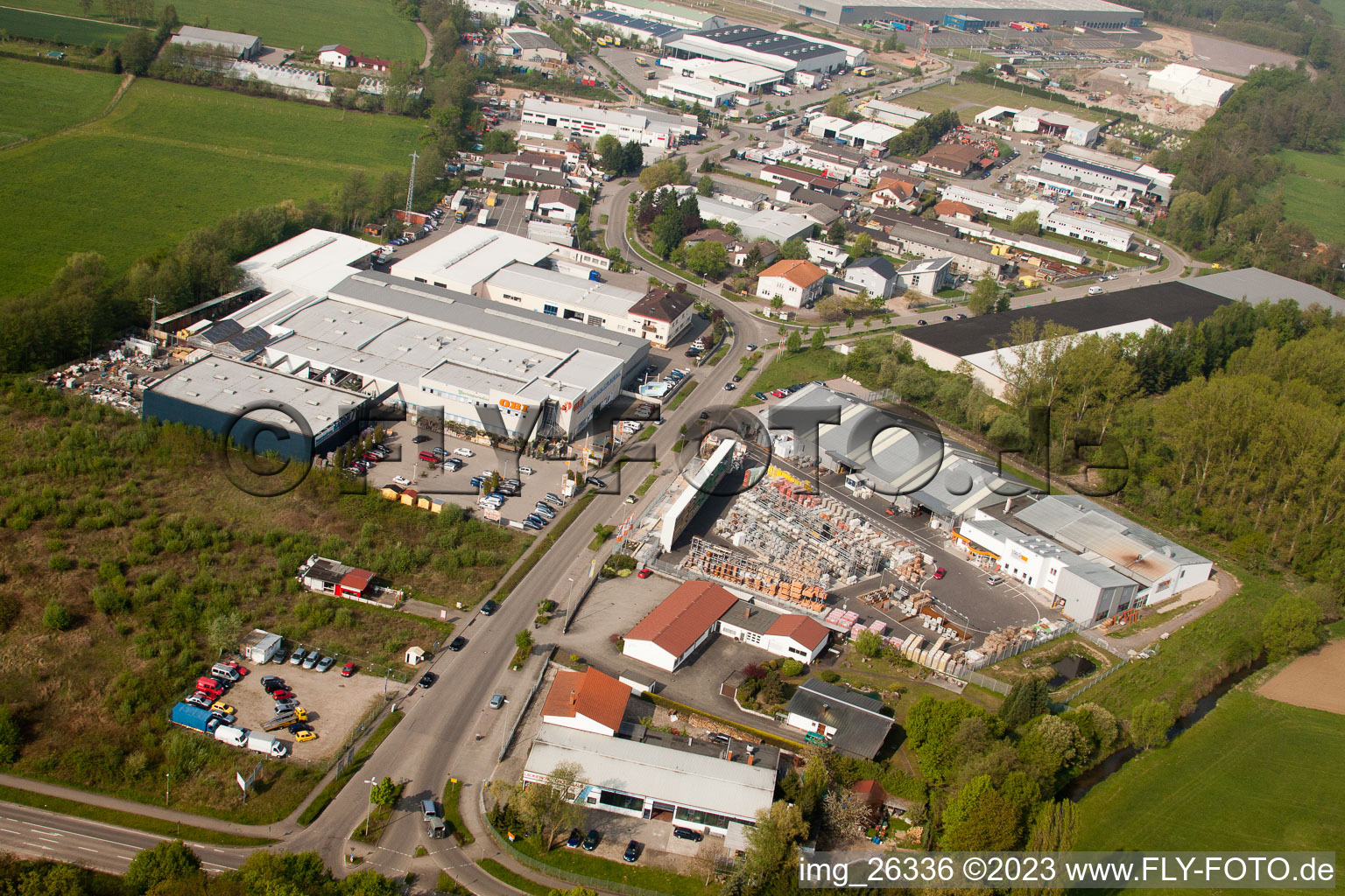 Aerial view of Minderlachen, UNION building materials trade in the district Minderslachen in Kandel in the state Rhineland-Palatinate, Germany